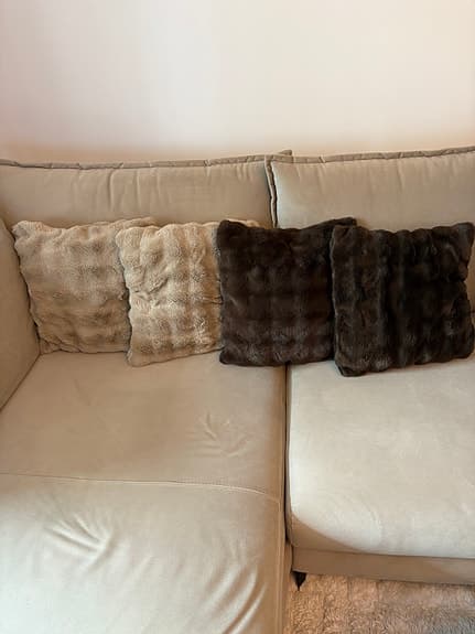 Åhléns kuddfodral beige och brunt