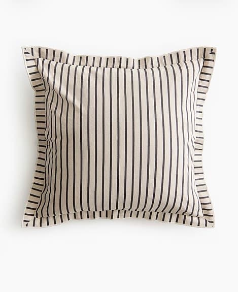 H&M Home randigt kuddfodral