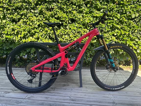 Yeti SB130 M