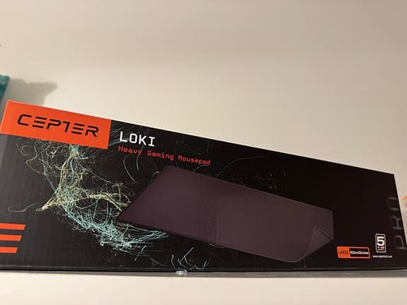 P0PTER LOKI gaming-musmatta svart