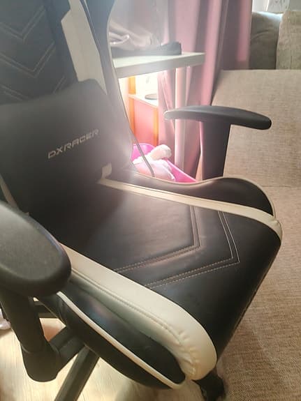 DXRacer  PRINCE gamingstol svart/vit