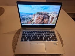 HP EliteBook 830 G5 – i5, 8 GB RAM, 256 GB SSD- Som Ny, knappt använd.