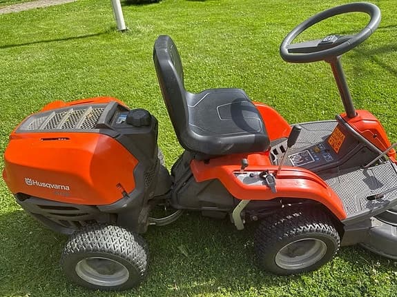 Husqvarna Rider 112C Åkgräsklippare