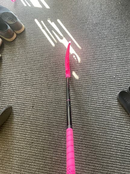 Salming Aerolite innebandyklubba rosa/svart 101cm