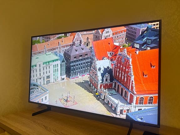 Samsung 43” QLED 4K UHD Smart TV