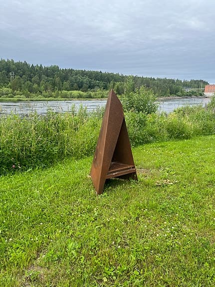 Eldstad i cortenstål