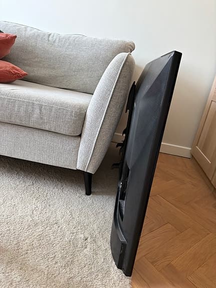 LG TV 49 tum svart, med arm (se bild)