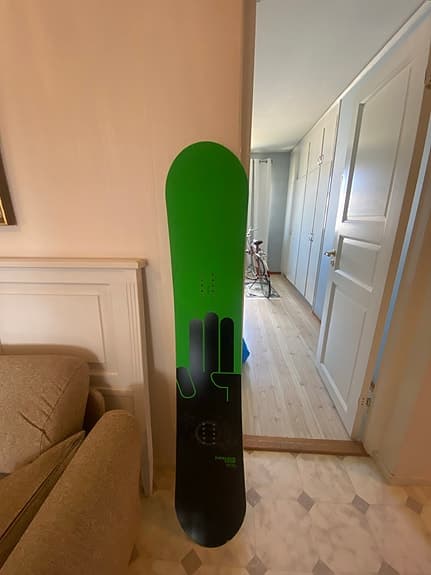 Bataleon snowboard grön/svart 155