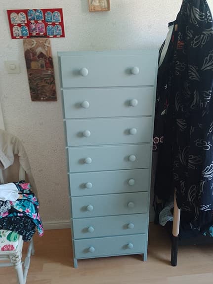 Byrå med 8 lådor vintage