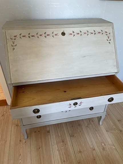Byrå/skänk