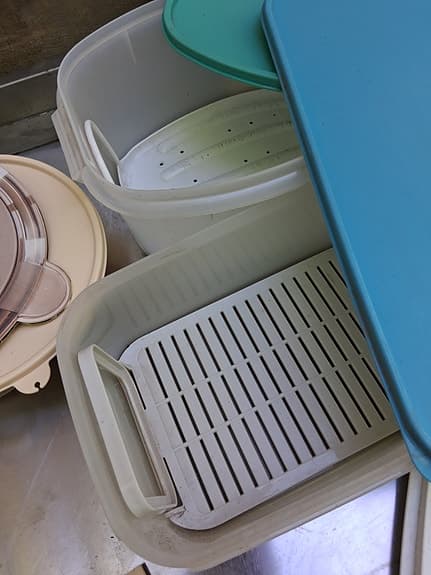 Bra Tupperwaregrejer,shaker,multikanna,burkar/allt 500:-