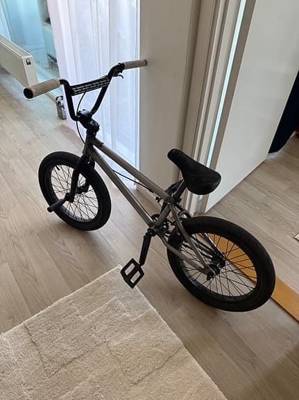Subrosa Tiro 18" BMX Barn