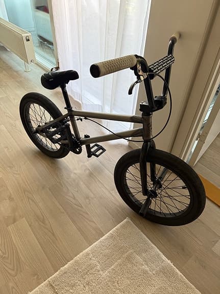 Subrosa Tiro 18" BMX Barn