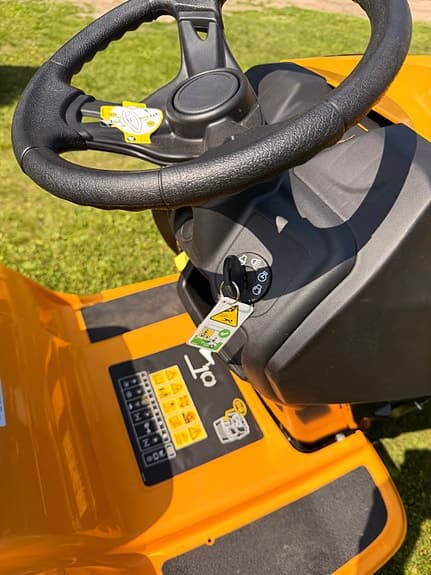 Cub Cadet LT1 Åkgräsklippare