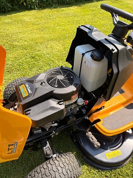 Cub Cadet LT1 Åkgräsklippare