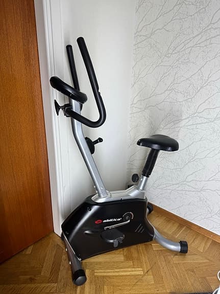 Abilica motionscykel med display svart/silver