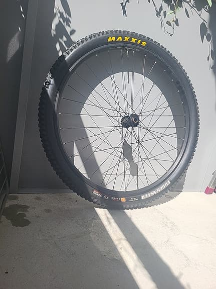 Maxxis mountainbikehjul med däck 27,5"