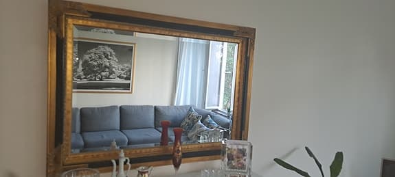 Stor pampig guldspegel i Karl Johan-stil (110x80 cm)