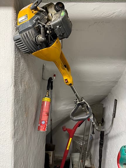 Stiga ST 210 grästrimmer bensindriven gul