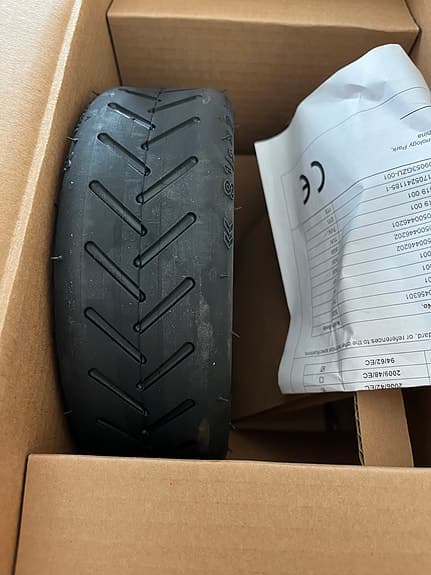 CST däck 8 1/2x2 L till elscooter