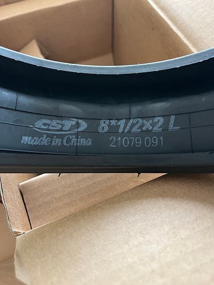 CST däck 8 1/2x2 L till elscooter