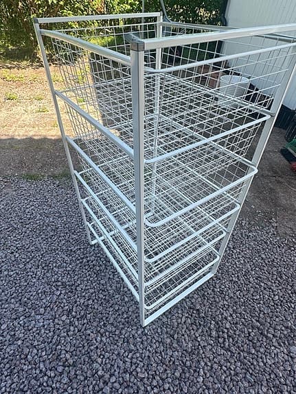 Fina trådbackar