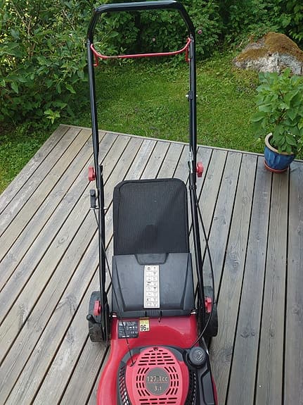 Meec SE130 gräsklippare röd