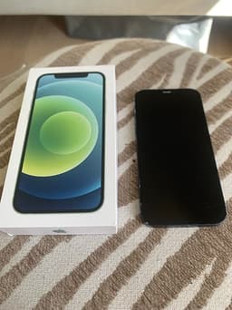 Apple iPhone 12 mobil 64 GB svart (LÅST)