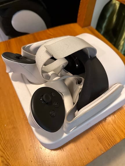 Oculus Quest 3s VR-headset med handkontroller vit