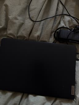 Lenovo laptop 15 tum svart