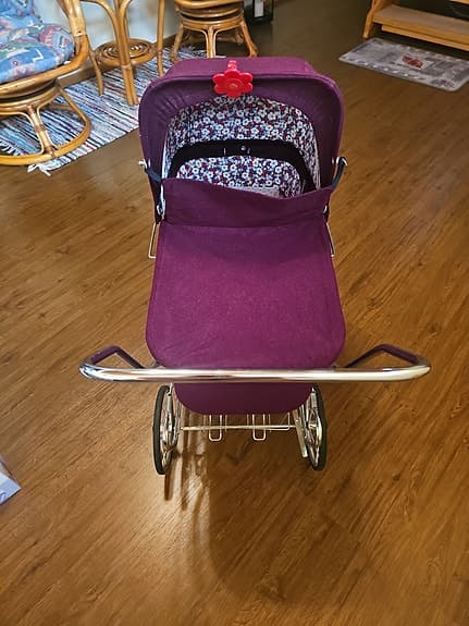 Dockvagn retro/vintage  från Emmaljunga