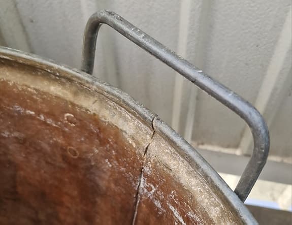 Ovalt trädgårdskärl