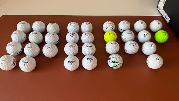 32 Premium golfbollar nyskick