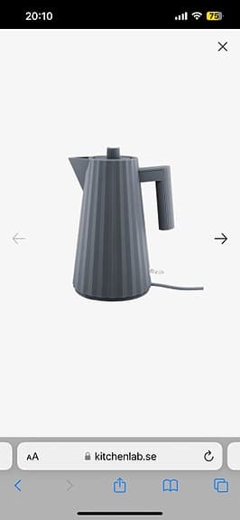 Alessi vattenkokare Plissé grå