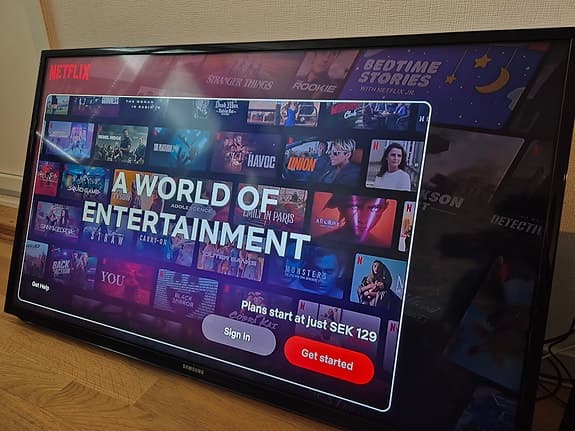 Samsung 48" 4K Smart TV WiFi Netflix YouTube