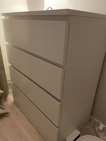 Ikea Malm byrå 4 lådor
