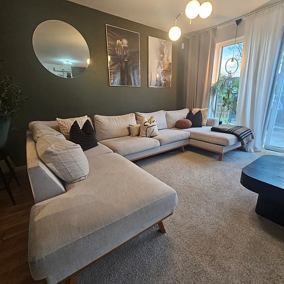 Vänstervänd soffa med Divan och Schäslong