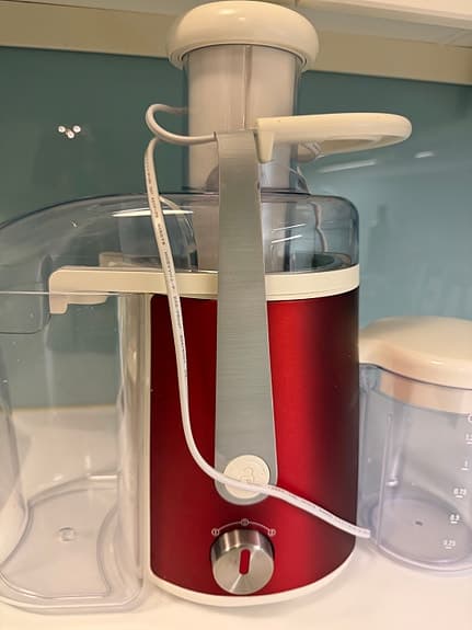 Juicepress, juicemaskin, juicer, Råsaftcentrifug
