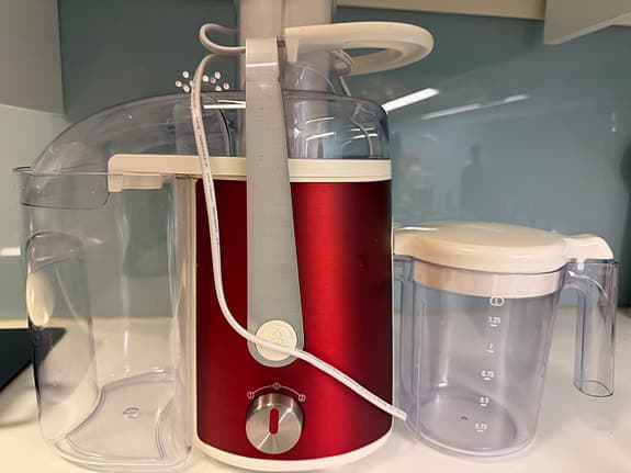Juicepress, juicemaskin, juicer, Råsaftcentrifug