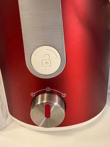 Juicepress, juicemaskin, juicer, Råsaftcentrifug