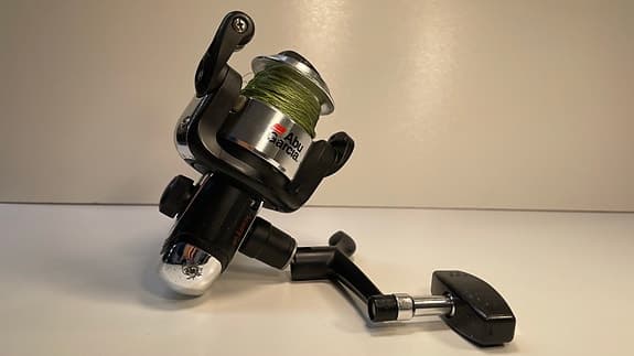 Abu Garcia Scorpio 1 FD Haspelrulle – Färdigspolad lina Toppskick svart/silver