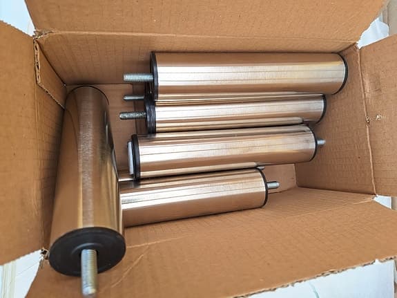 Bensäng 8 stycken, 18 cm höjd.