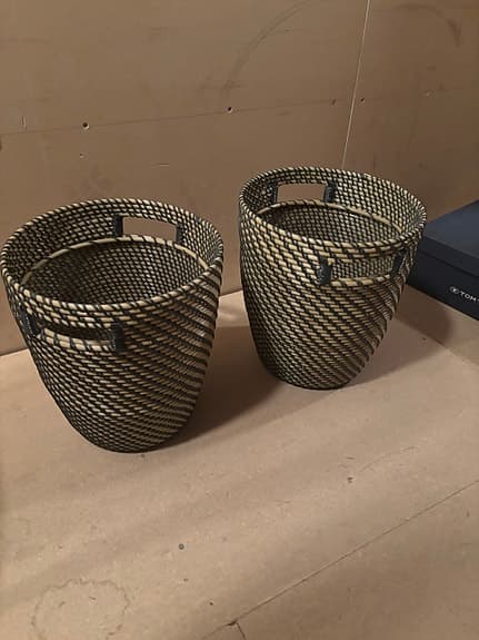 2 st Flätade förvaringskorgar med handtag