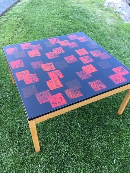 Soffbord designat för NK