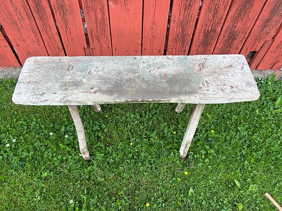 Charmig träbänk