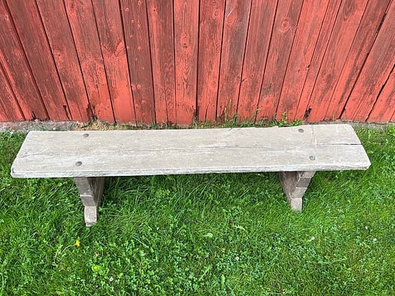 Träbänk av ek