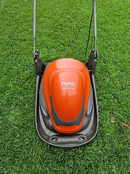 Flymo simpleGlide 330 gräsklippare orange