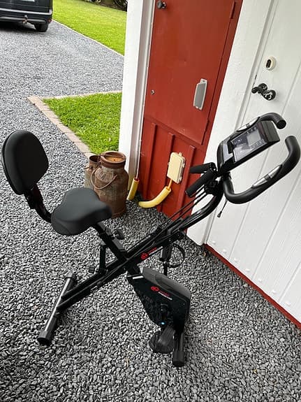 Motionscykel med ryggstöd, oanvänd