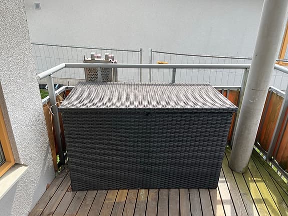 Förvaringslåda i konstrotting mörkgrå