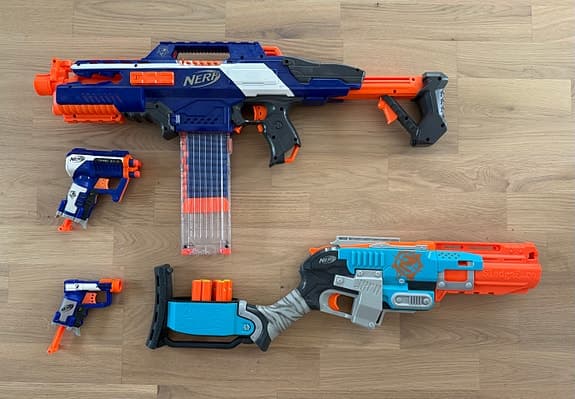 Nerf leksaksvapen - gevär och pistoler
